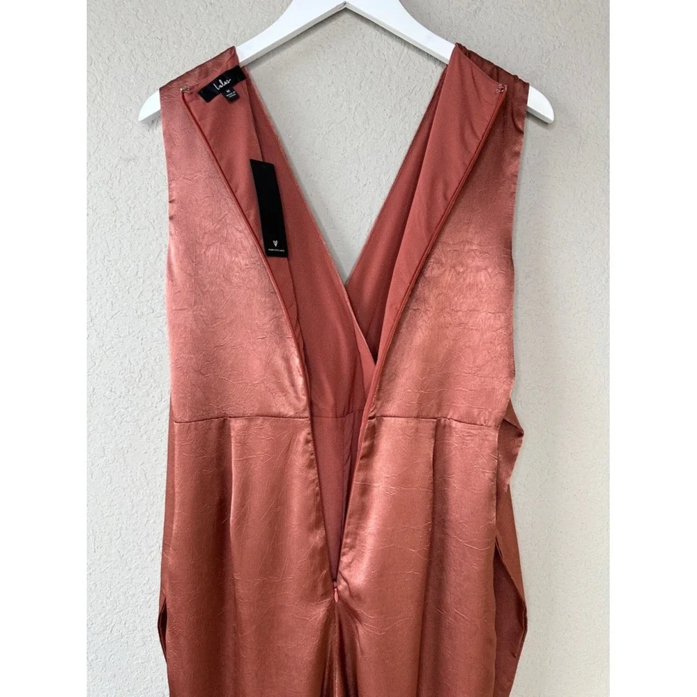 Lulus Rusty Rose Crinkle Satin Tie Front Jumpsuit‎ Size Medium Fully Lined